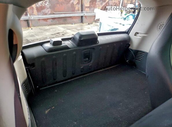 WMEFJ5DAXGK055451 2016 SMART FORTWO Two Tone Widok tylnych siedzeń