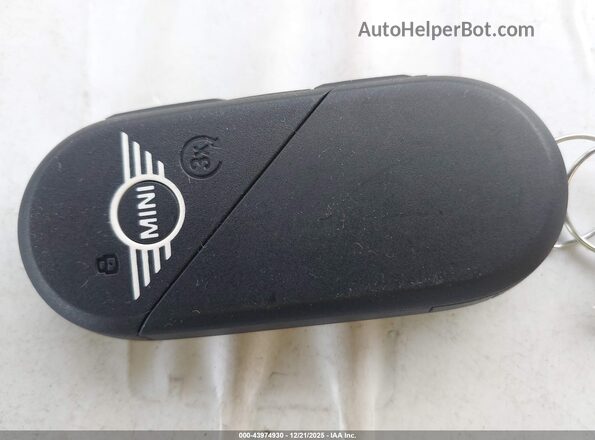 WMW13GD07S2W70762 2025 MINI HARDTOP Blue Dashboard view