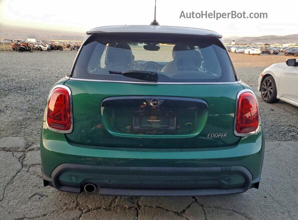WMW33DH00P2T70229 2023 MINI COOPER Green Widok z tyłu