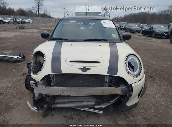 WMW53DH06P2T21805 2023 MINI HARDTOP Beige Instrument cluster view