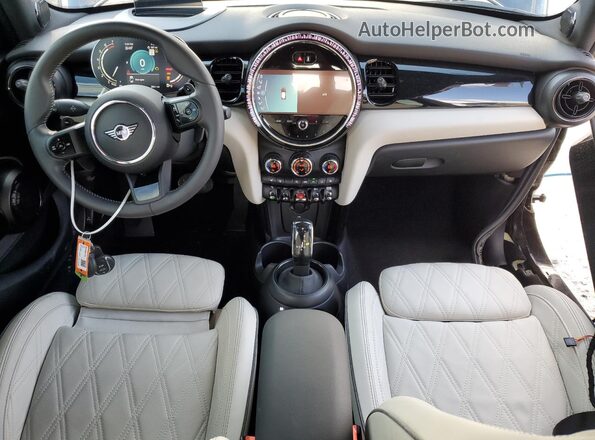 WMW53DK07R2U58215 2024 MINI COOPER Black Widok deski rozdzielczej