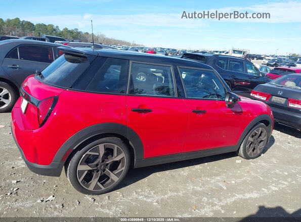 WMW53GD00S2W68515 2025 MINI HARDTOP Красный Вид задней части салона