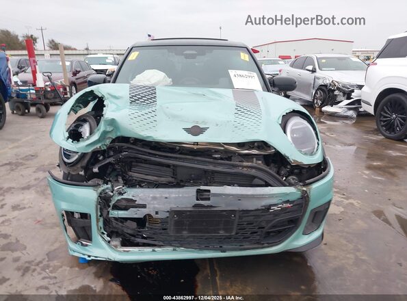 WMW53GD04S2W95944 2025 MINI HARDTOP Light Blue Вид задньої частини салону