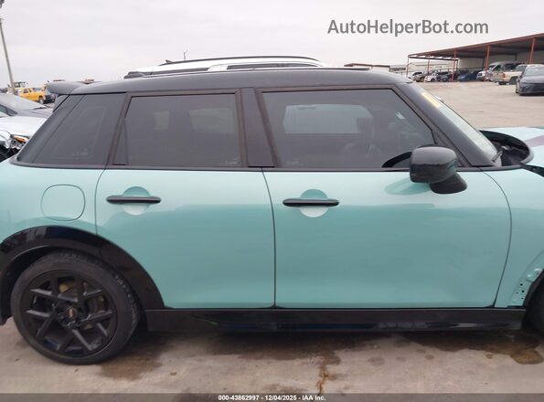 WMW53GD04S2W95944 2025 MINI HARDTOP Light Blue Панорамний вид салону 360°