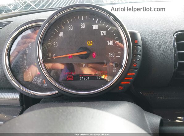 WMWLU1C54H2F27327 2017 MINI CLUBMAN Blue Հետևի նստատեղերի տեսք