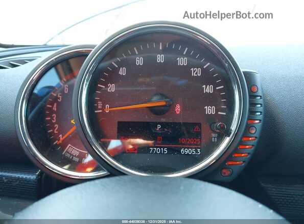 WMWLU5C54H2E83725 2017 MINI CLUBMAN White უკანა სავარძლების ხედი