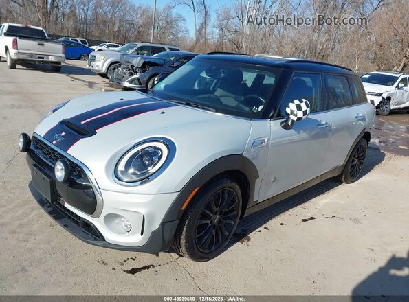 WMWLU5C58K2G04795 2019 MINI CLUBMAN Gray Front left