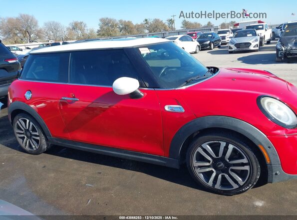 WMWXR5C05M2N59757 2021 MINI HARDTOP Red უკანა სალონის ხედი
