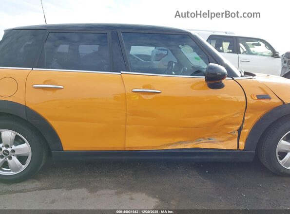 WMWXU1C34H2F78407 2017 MINI HARDTOP Yellow Սալոնի հետևի տեսք