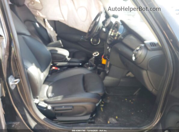 WMWXU1C50J2F81358 2018 MINI HARDTOP Black Widok wnętrza z przodu