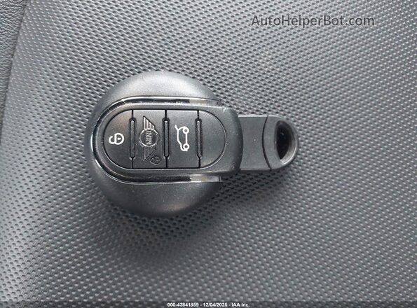 WMWXU7C05L2M62499 2020 MINI HARDTOP Серый Вид панели приборов
