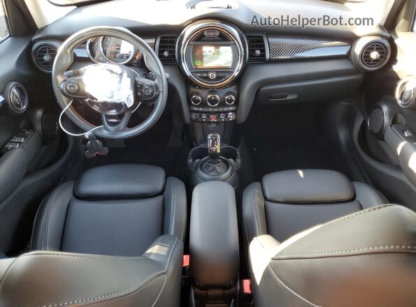 WMWXU9C02L2M31996 2020 MINI COOPER Серый Вид панели приборов