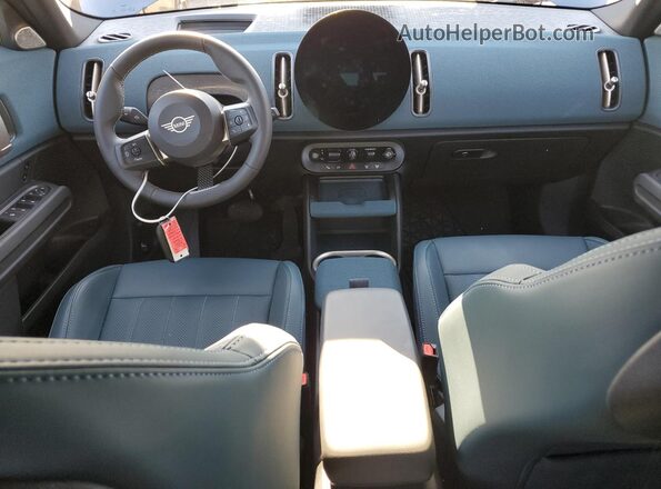 WMZ23GA04S7S76893 2025 MINI COUNTRYMAN Blue Առջևի վահանակի տեսք
