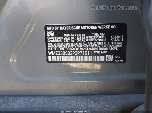 WMZ33BS03P3P71011 2023 MINI COUNTRYMAN Gray Vista del compartimento del motor