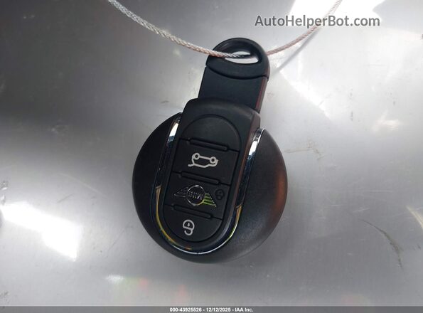 WMZ53BR09P3R31195 2023 MINI COUNTRYMAN Green Dashboard view