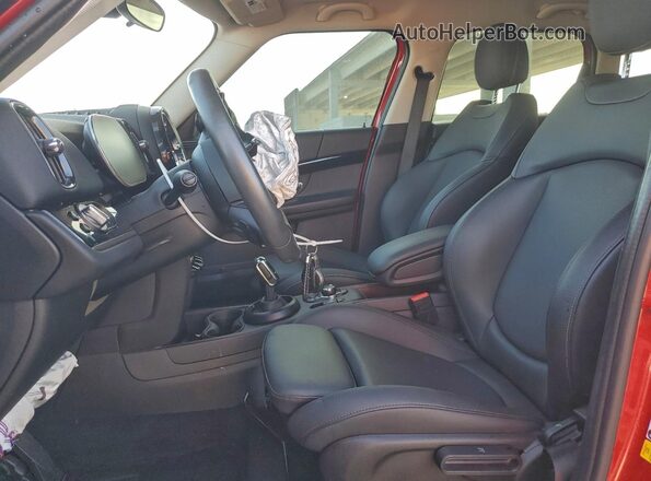 WMZ53BR0XP3P87625 2023 MINI COOPER Red წინა სალონის ხედი