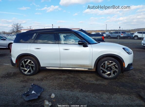 WMZ53GA09S7R56933 2025 MINI SE COUNTRYMAN White Вид задньої частини салону