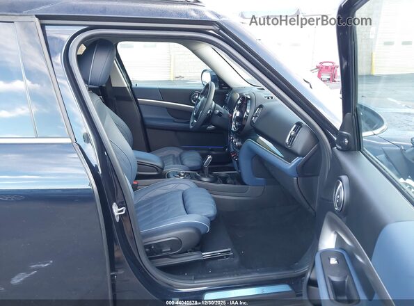 WMZ83BR07P3P64445 2023 MINI COUNTRYMAN Black Вид салону спереду