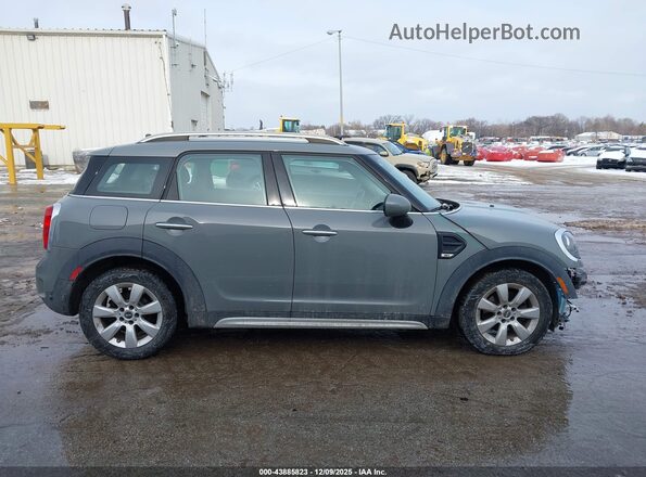 WMZYS7C54K3F45393 2019 MINI COUNTRYMAN Gray Vista interior trasera