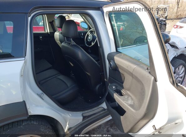 WMZYV5C37H3E01517 2017 MINI COUNTRYMAN White Widok naklejki z numerem VIN