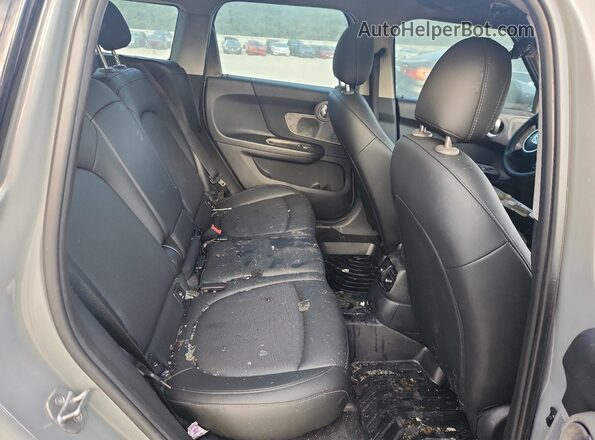WMZYW3C02L3L05517 2020 MINI COOPER Gray Vista de los asientos traseros