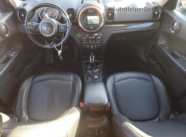WMZYW5C01L3L05844 2020 MINI COOPER Серый Вид панели приборов