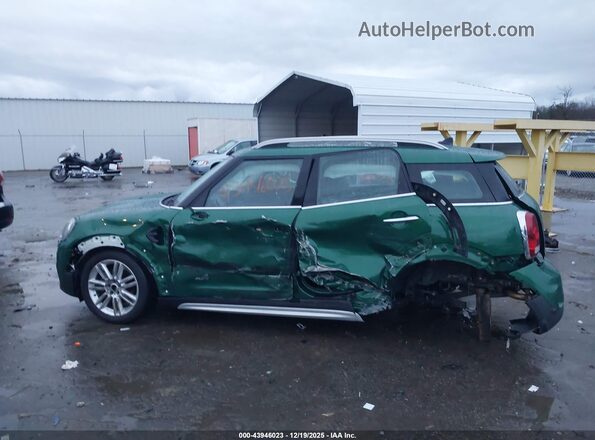WMZYW5C09L3L13366 2020 MINI COUNTRYMAN Green 