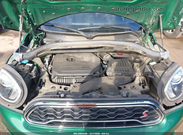 WMZYX1C09L3M10380 2020 MINI COUNTRYMAN Green Rear view