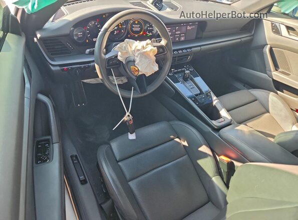 WP0AA2A95MS205589 2021 PORSCHE 911 Серебряный Вид панели приборов