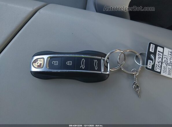 WP0AA2Y12MSA13596 2021 PORSCHE TAYCAN White Вид панелі приладів