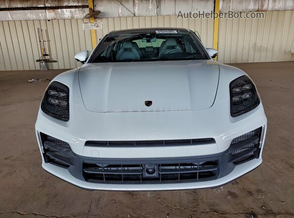 WP0AA2YA2SL002747 2025 PORSCHE PANAMERA White Դիմացի տեսք