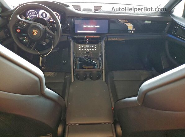 WP0AA2YA2SL002747 2025 PORSCHE PANAMERA White Առջևի վահանակի տեսք