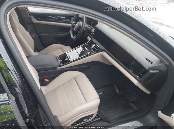 WP0AA2YAXSL000938 2025 PORSCHE PANAMERA Black Front interior view