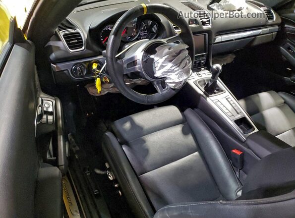 WP0AB2A81GK185768 2016 PORSCHE CAYMAN Желтый Вид панели приборов