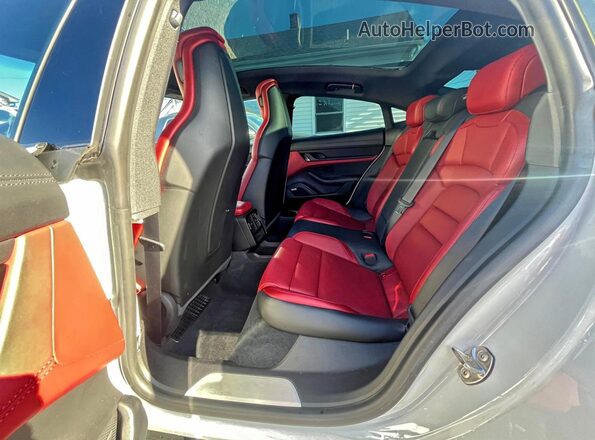 WP0AB2Y10LSA51789 2020 PORSCHE TAYCAN White Front interior view