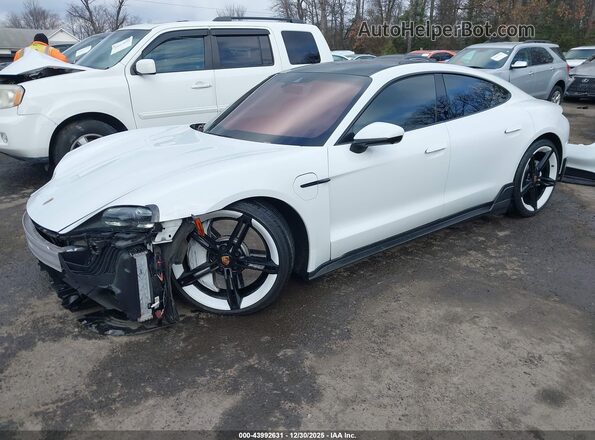 WP0AB2Y12LSA50093 2020 PORSCHE TAYCAN White Front left