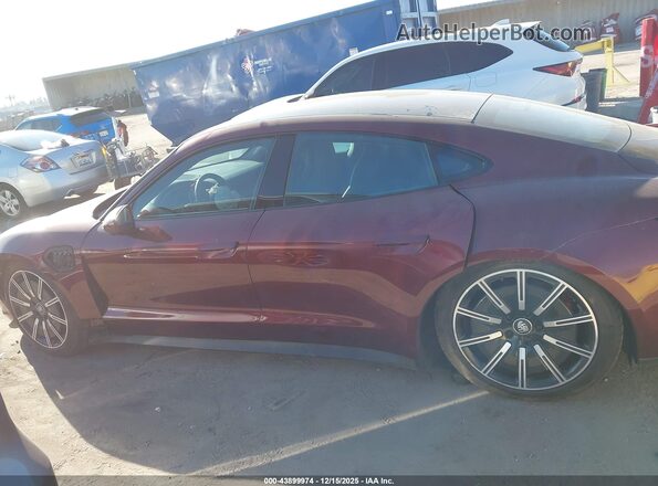 WP0AB2Y16NSA45160 2022 PORSCHE TAYCAN Maroon Սալոնի 360 աստիճան տեսք