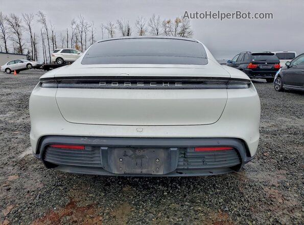 WP0AB2Y18LSA53306 2020 PORSCHE TAYCAN Белый Вид сзади