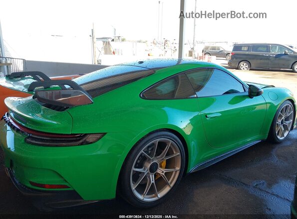 WP0AC2A93NS269531 2022 PORSCHE 911 Зеленый Вид задней части салона