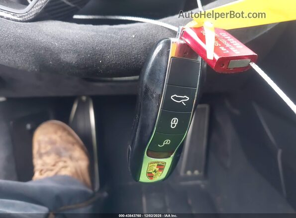 WP0AF2A95KS164766 2019 PORSCHE 911 Фиолетовый Вид панели приборов