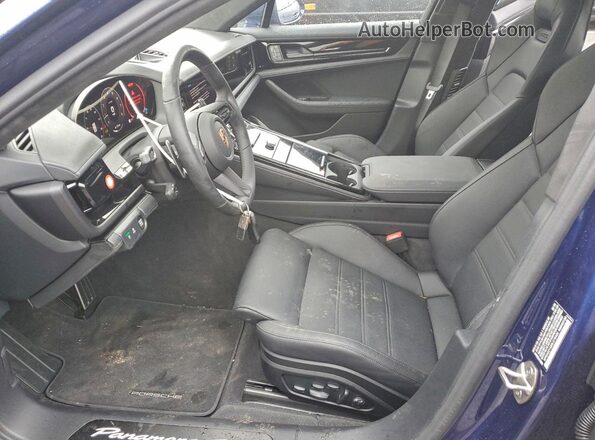 WP0AG2YA8SL070405 2025 PORSCHE PANAMERA Blue Front interior view
