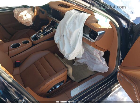 WP0BF2A79KL167019 2019 PORSCHE PANAMERA Blue Front interior view