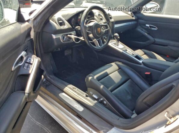 WP0CA2A80HS220216 2017 PORSCHE BOXSTER Серебряный Вид панели приборов