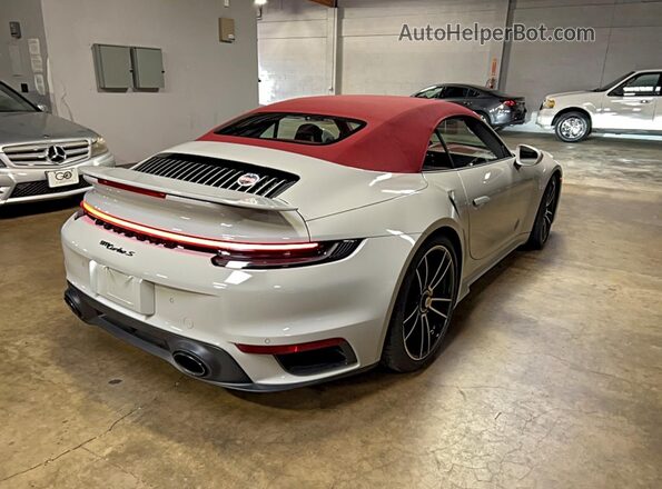 WP0CD2A97MS263736 2021 PORSCHE 911 Двухцветный Передняя правая четверть