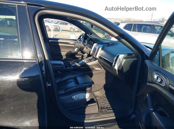WP1AA2A21HKA84177 2017 PORSCHE CAYENNE Black 