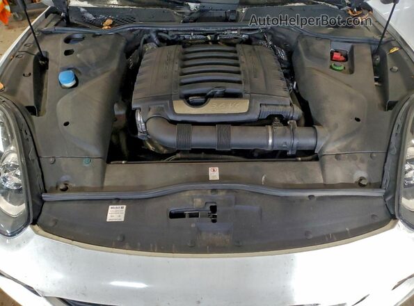 WP1AA2A26HKA80738 2017 PORSCHE CAYENNE Белый 
