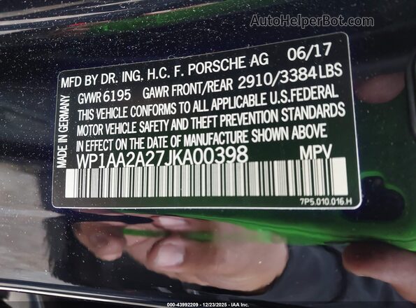 WP1AA2A27JKA00398 2018 PORSCHE CAYENNE Черный Вид подкапотного пространства