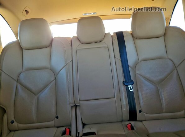 WP1AA2A29GKA13162 2016 PORSCHE CAYENNE Black Вид задніх сидінь