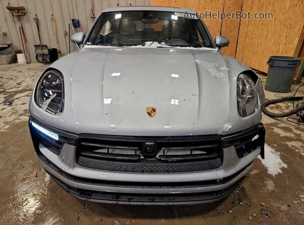 WP1AA2A52RLB18732 2024 PORSCHE MACAN Silver წინა ხედი