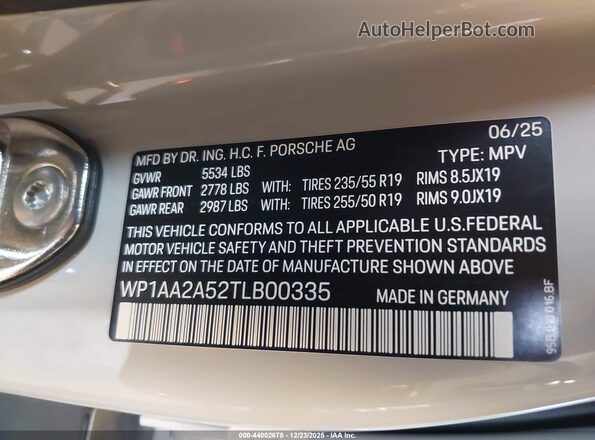 WP1AA2A52TLB00335 2026 PORSCHE MACAN Gray Vista del compartimento del motor